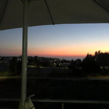 Lägenhet John's Paphos